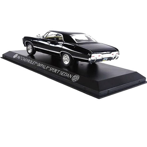 1967 Chevrolet Impala Sport Sedan 1:43 Model Car (Black)