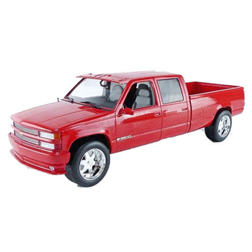 1997 Chevrolet Silverado Crew Cab 1:18 Model Car