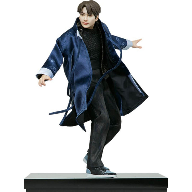 BTS Jung Kook Deluxe Statue